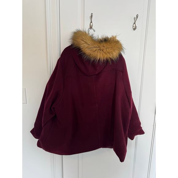 Torrid Burgundy Red Riding Coat Winter Size Maroon Zip Up Fur Hood Size 5X - Picture 2 of 4